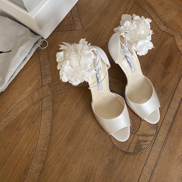 🇺🇸🇺🇦Signed by Brian Atwood Aurora bridal sandals - Picture 8 of 9